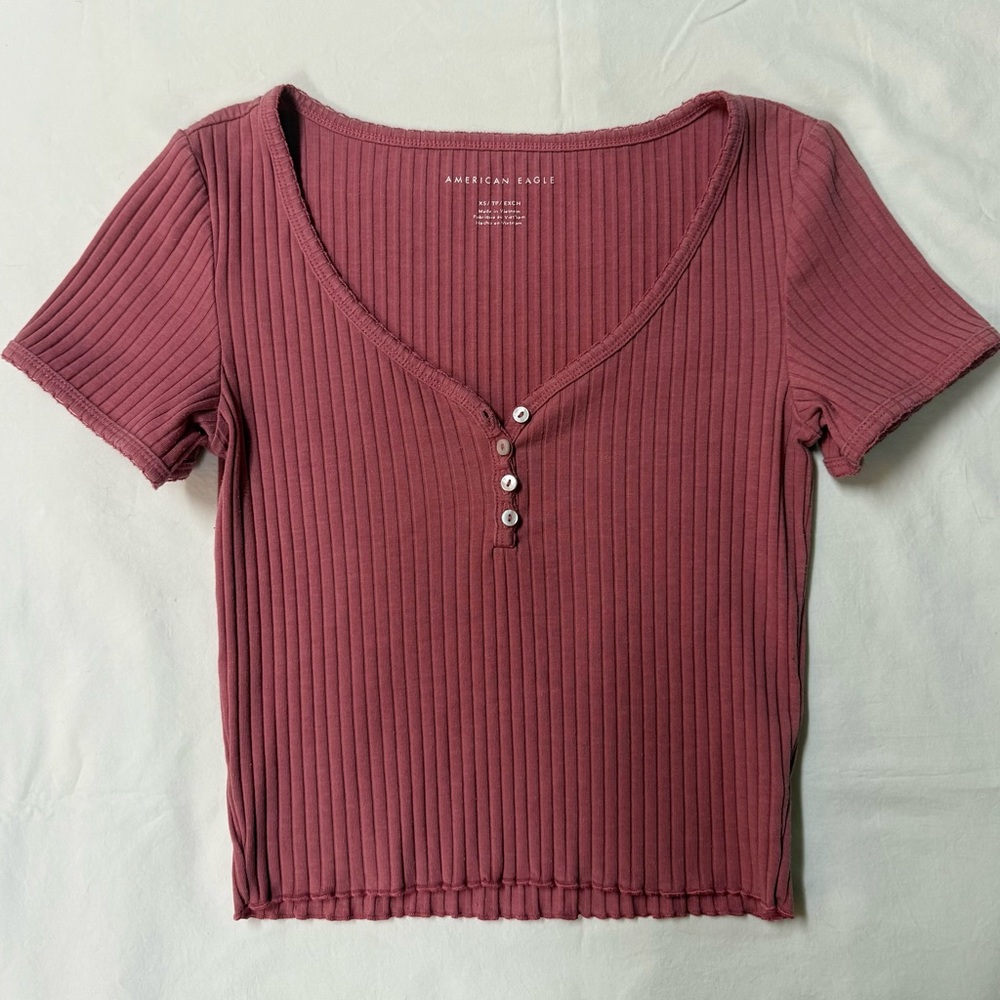 American Eagle Outfitters Mauve Ribbed Henley Crop Top